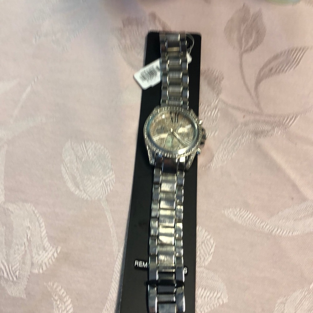 Watch - Picture 2 of 2